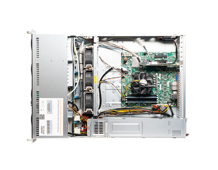2U Intel Single-CPU RI1208 Servers - Internal view