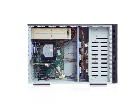 Server-Tower Intel Dual-CPU TI220 - Internal view