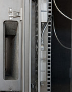 Sound insulated server cabinet 24U - Detail 2